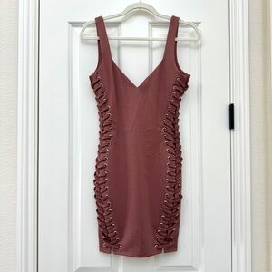 Tobi "Lace Be Honest" mauve rose, side up lace, bodycon dress size Small